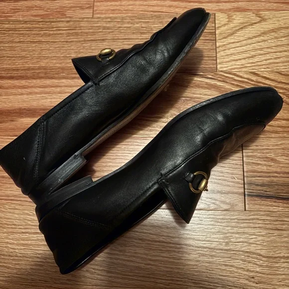 Gucci Black Leather Loafers with Gold Accents - Picture 2 of 7